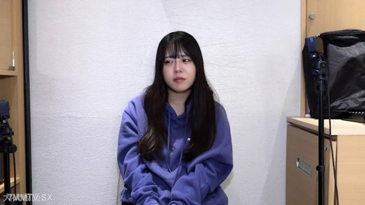 fc2-ppv-4783157-素人初拍-Tomo18-可愛的老師蛋。我想知道我是否可以在拍攝時出現在電影中