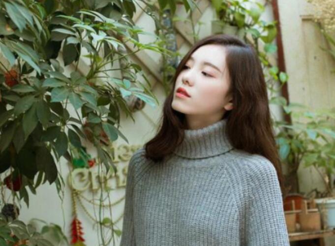 非常漂 亮的美 女大 学 生和男 友躲 避疫 情在家除 了做 爱就 是做 爱 大 屌无 套抽 插小浪 穴 口 爆 裹 射特 别 爽